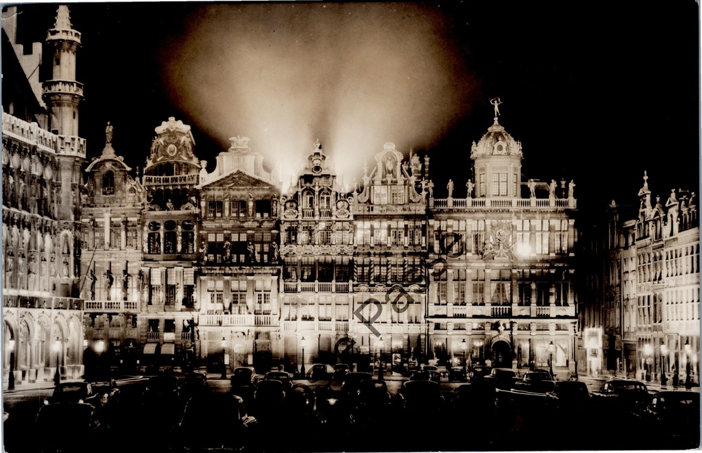 [Brussel0436] Brussel - "Maisons des Corporations" - Gildehuizen op de Grote Markt bij nacht