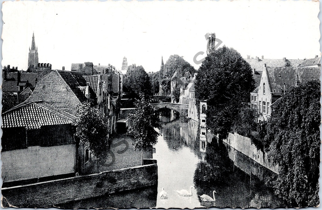 [Brugge0054] Brugge - "Groene Rei (gracht)" - Zicht op de Groene Rei met zwanen en brug
