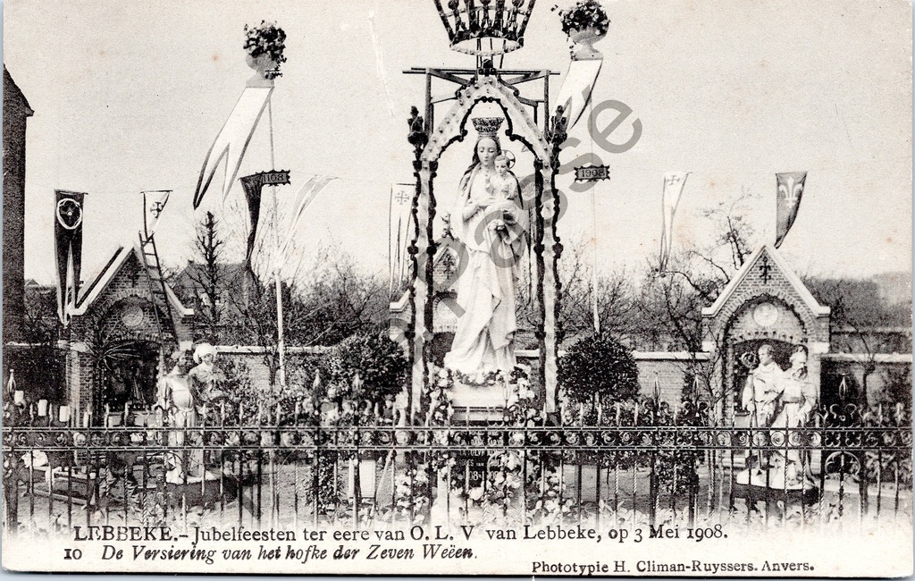 Lebbeke - "De Versiering van het hofke der Zeven Weëen" - Versiering van het Hofje der Zeven Weeën tijdens de Jubelfeesten ter ere van O.L.V. van Lebbeke, 3 mei 1908