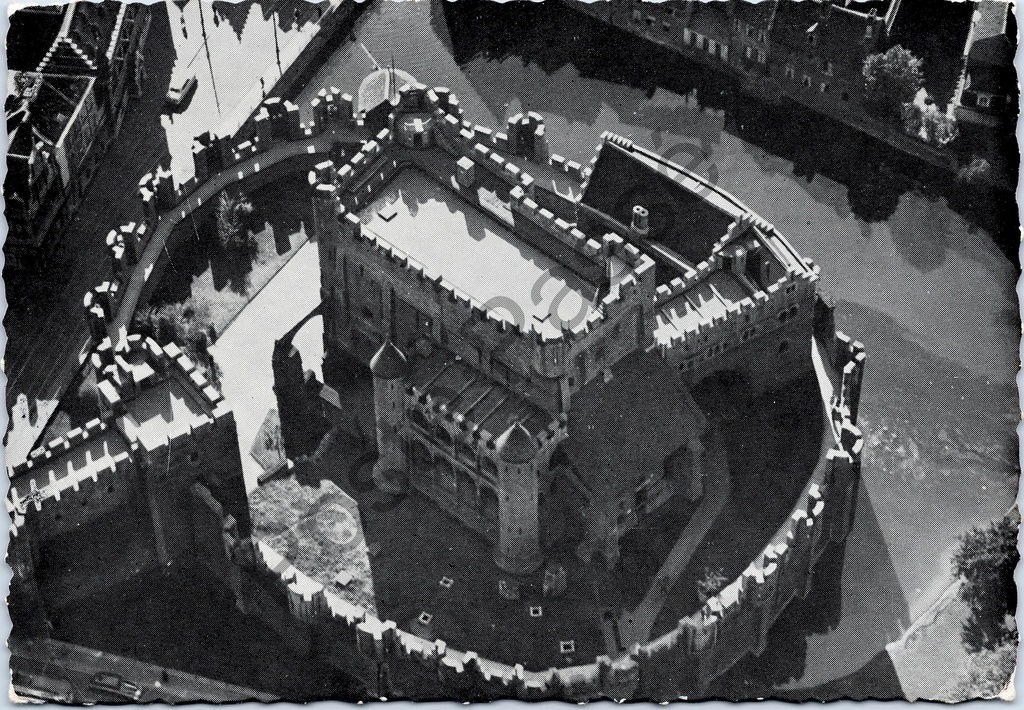 [Gent0288] Gent - "'s Gravensteen - Château des Comtes" - Luchtfoto van het Gravensteen (Gravenkasteel)