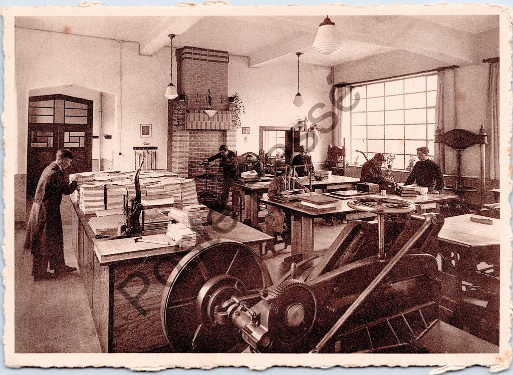 Oostakker - "Vakschool : Boekbinderij" - Vakschool boekbinderij van de Broeders van O.-L.-V. van Lourdes