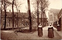 Sint-Amandsberg - "Begijnhof - Ziekenhuis" - Begijnhof met ziekenhuis en begijnen