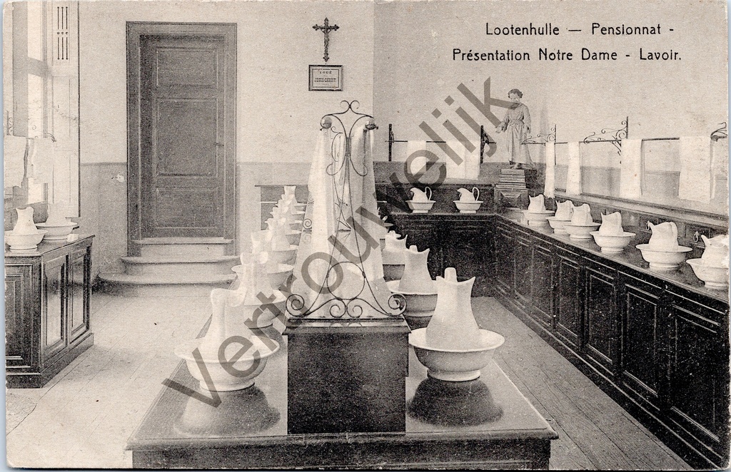 [Aalter0182] Lootenhulle - "Lootenhulle — Pensionnat - Présentation Notre Dame - Lavoir" - Wasruimte van het pensionaat Présentation Notre Dame