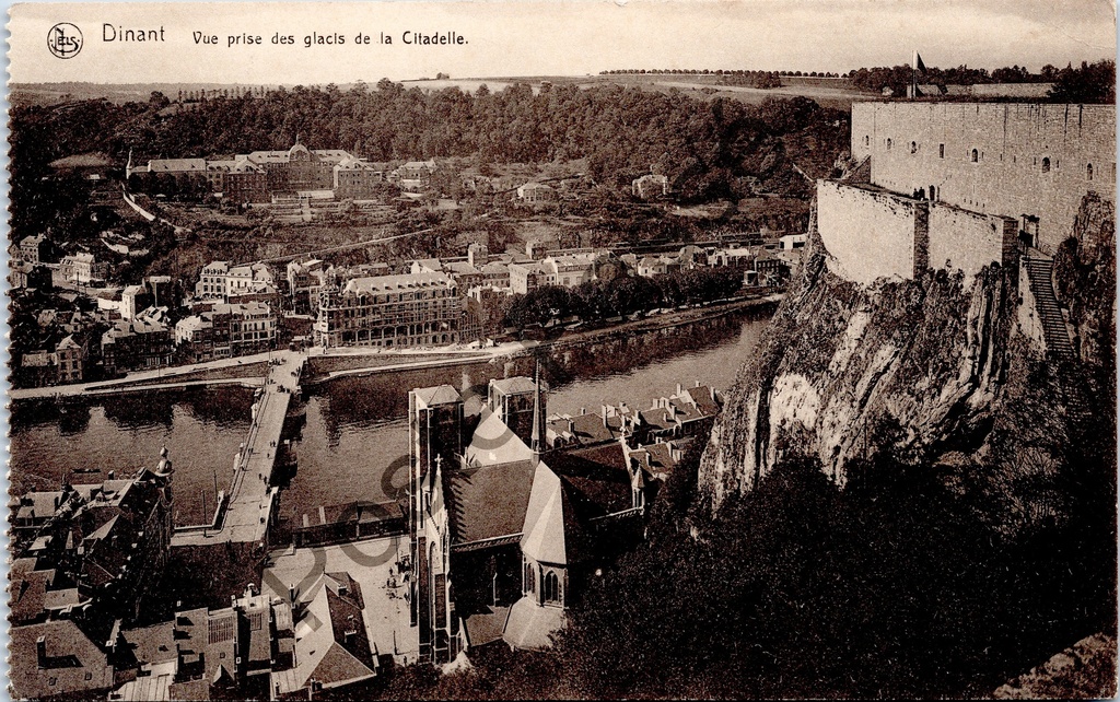 Dinant - "Vue prise des glacis de la Citadelle" - Panoramisch zicht vanaf de Citadel