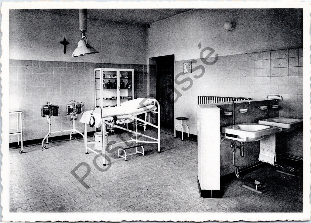 Deinze - "Sint-Vincentiuskliniek - Washuis" - Wasruimte van de Sint-Vincentiuskliniek