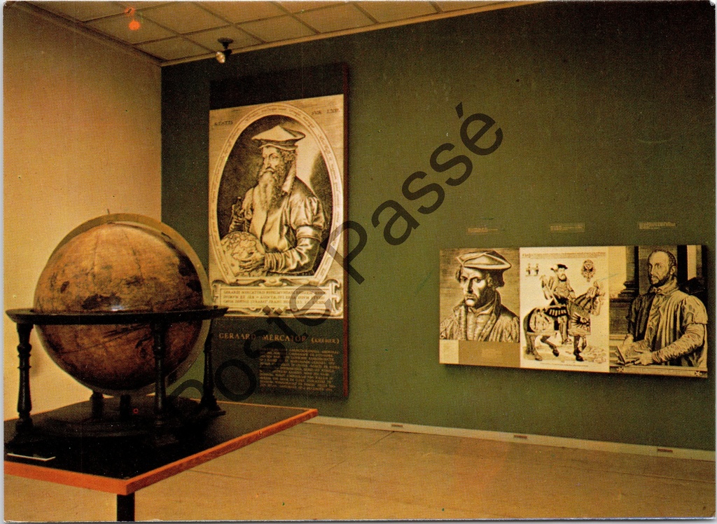 Sint-Niklaas - "Mercatormuseum" - Interieur met globe en portretten van Gerardus Mercator