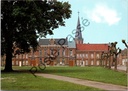 Sinaai - "De Dries" - Het dorpsplein van Sinaai met gemeentehuis en kerk