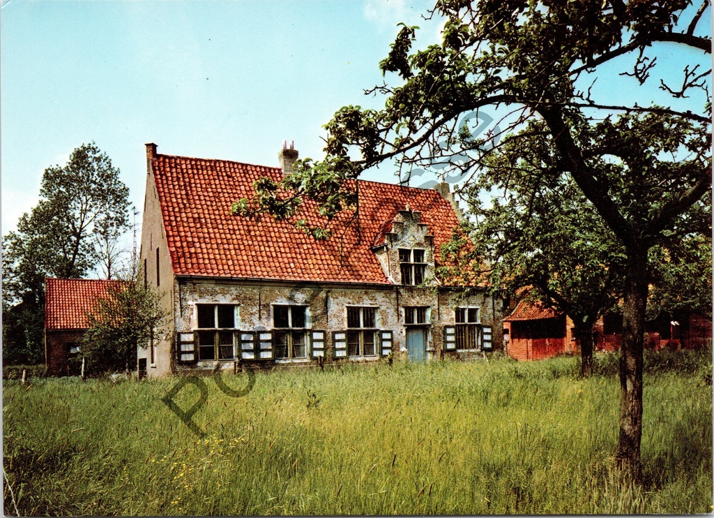 Nieuwkerken-Waas - "Wallenhof" - Historische hoeve in weide