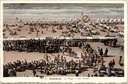 Middelkerke - "La Plage – Het Strand" - Druk bezet strand met badcabines en badgasten