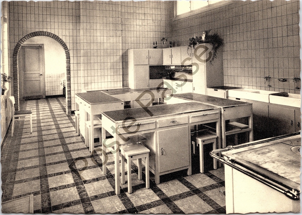 [Aalst0334.jpg] Aalst - "Instituut St-Vincentius à Paulo" - Keuken van het Sint-Vincentiusinstituut in Gijzegem