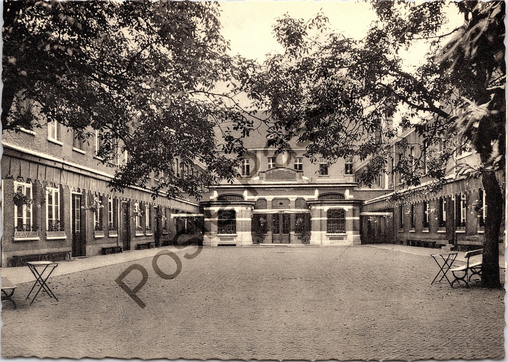 Aalst - "Instituut St-Vincentius à Paulo" - Speelplaats van het Sint-Vincentiusinstituut in Gijzegem