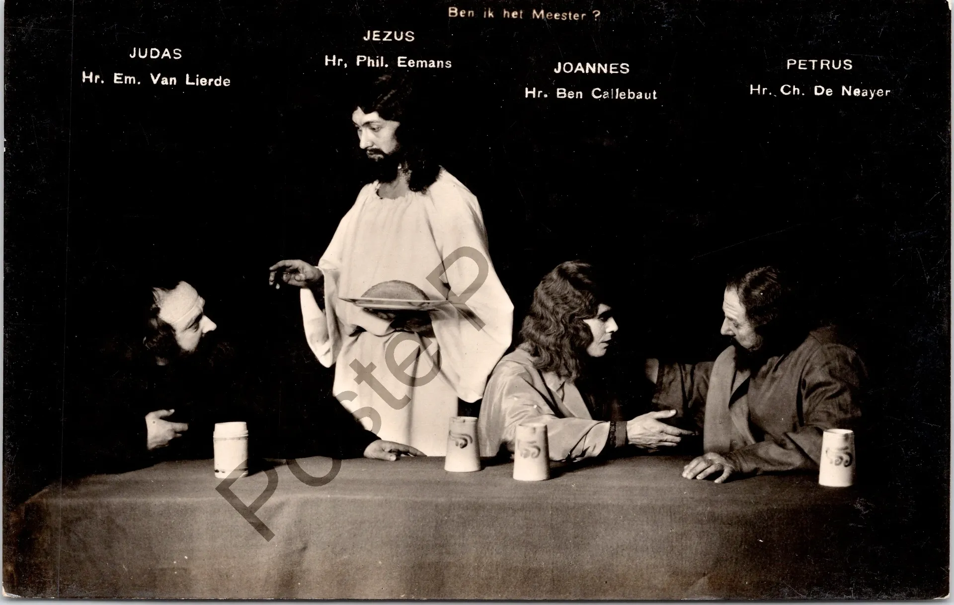 [Aalst0225.jpg] Aalst - "Ben ik het Meester?" - Passiespelen 1931, toneelscène met Judas, Jezus, Joannes en Petrus
