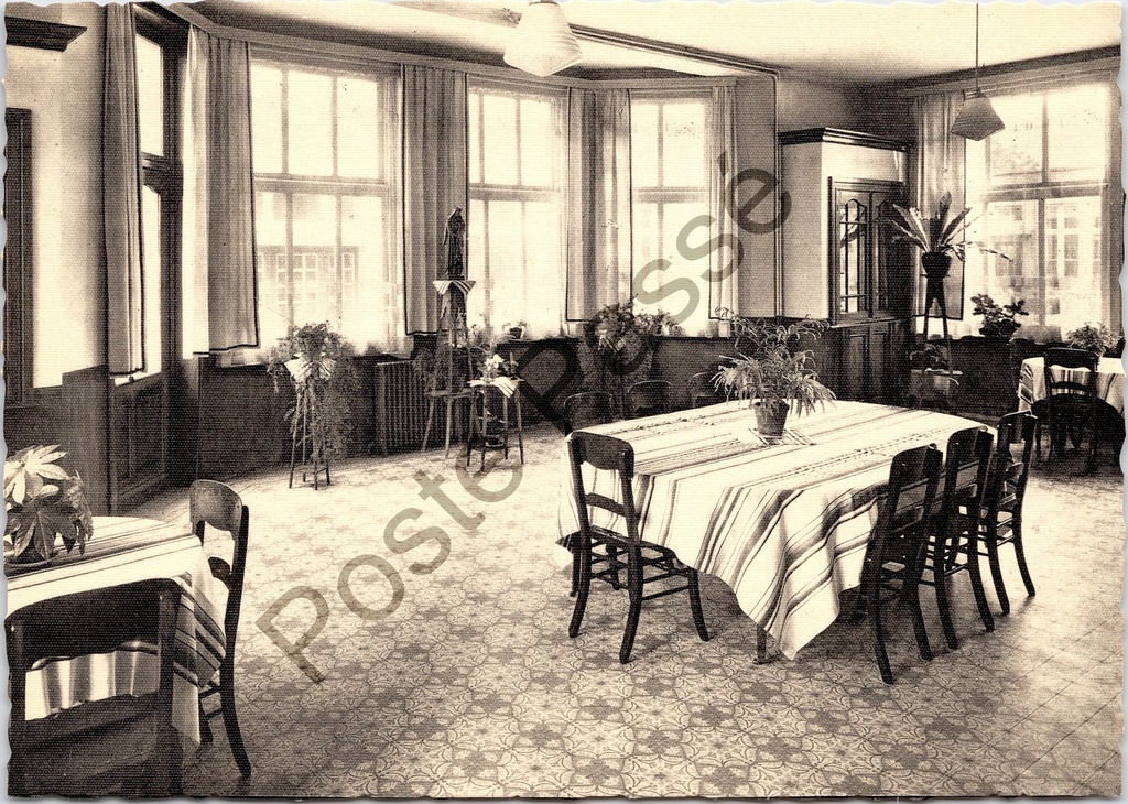 [Aalst0292.jpg] Aalst - "Instituut St-Vincentius à Paulo" - Eetzaal van het Sint-Vincentiusinstituut in Gijzegem