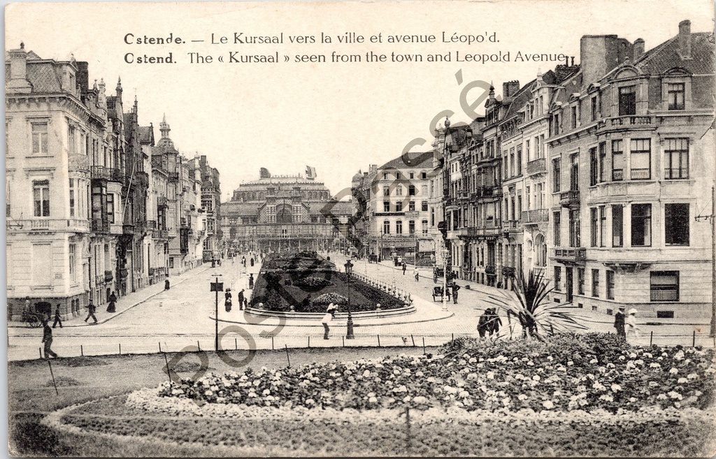 Oostende - "Le Kursaal vers la ville et avenue Léopo'd" - Kursaal gezien vanuit de stad met Leopoldlaan