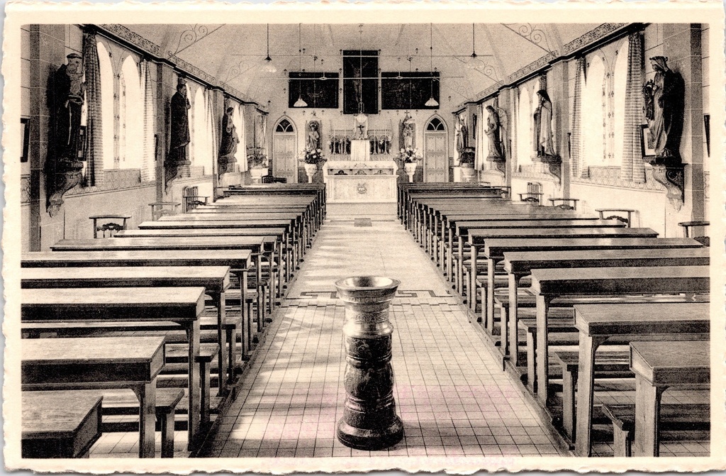 [Ravels0869] Ravels - "O.L. Vrouw van de Kempen" - Interieur van de kapel van de openluchtschool voor zwakke meisjes