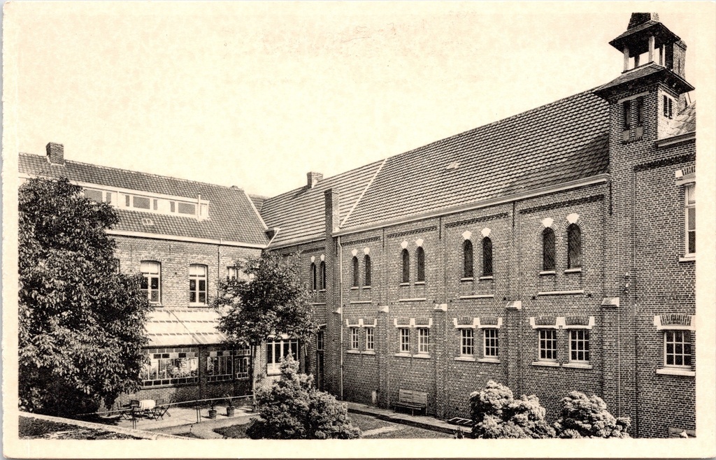 [Ravels0915] Ravels – “Our Lady of the Kempen” – Open-air school for frail girls, view from the playground