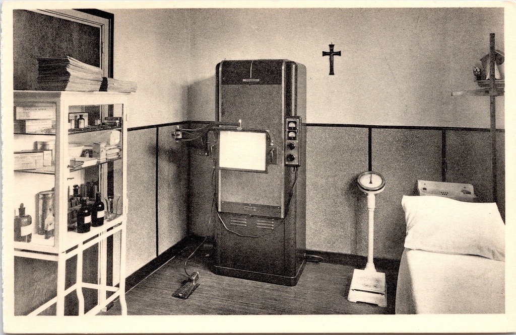 [Ravels0917] Ravels – “Our Lady of the Kempen” – Medical research centre and open-air school for frail girls