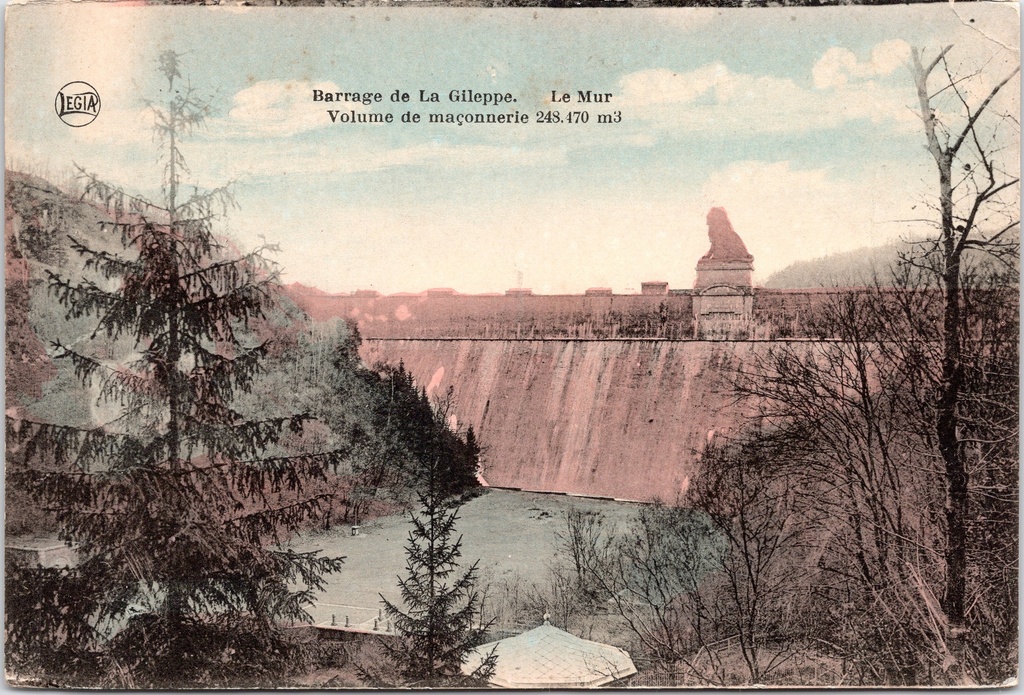 [Jalhay1025] Jalhay - "Barrage de La Gileppe. Le Mur" - Dam van de Gileppe, zicht op de muur met leeuwenstandbeeld