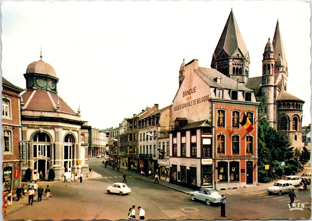 Spa - « Place Pierre Le Grand à Pouhon » - Pierre Le Grand à Pouhon, avec la Société Générale de Belgique et l'église en arrière-plan
