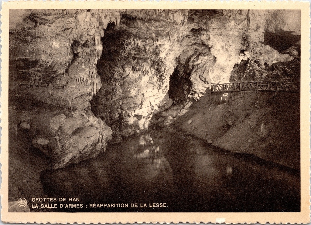 [Han-sur-lesse1267] Rochefort - "LA SALLE D'ARMES ; RÉAPPARITION DE LA LESSE" - Grottes de Han, Wapenzaal met herverschiijning van de Lesse
