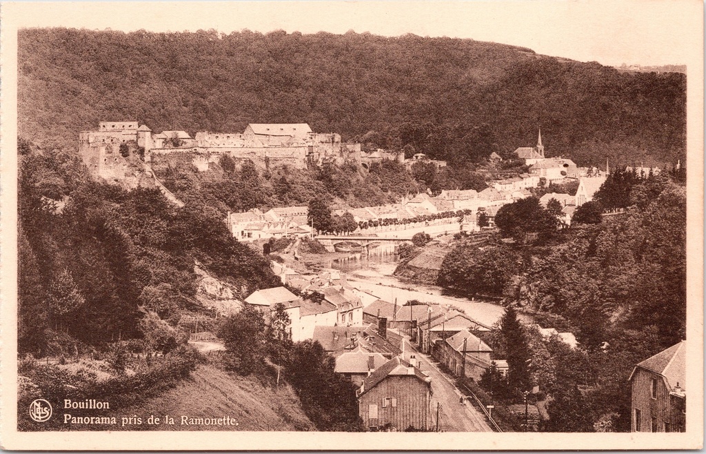 [Bouillon1493] Bouillon - "Panorama pris de la Ramonette" - Panoramisch stadsgezicht met kasteel vanuit de Ramonette