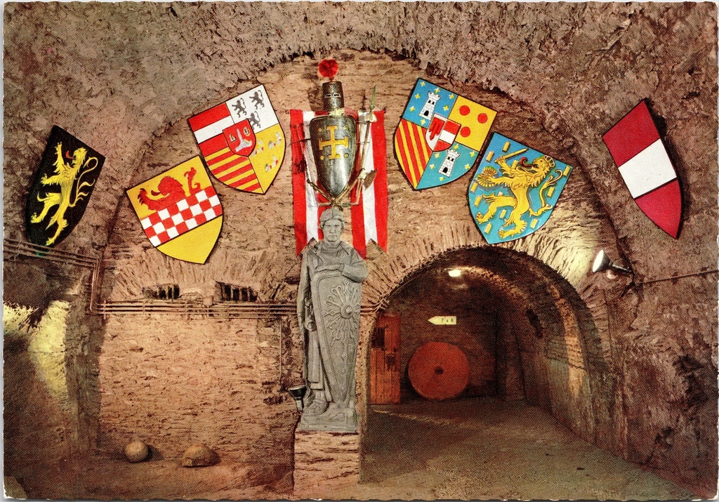 [Bouillon1563] Bouillon - "CHATEAU-FORT" - Zaal gewijd aan Godfried van Bouillon, leider van de Eerste Kruistocht 1096