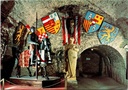 Bouillon - "Château-fort" - Ridderzaal met wapenrustingen en heraldische schilden