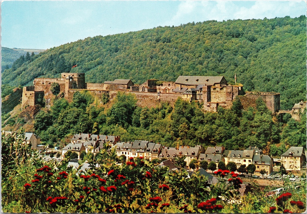 Bouillon - "Le Château Fort" - Het kasteel van Bouillon op de rots
