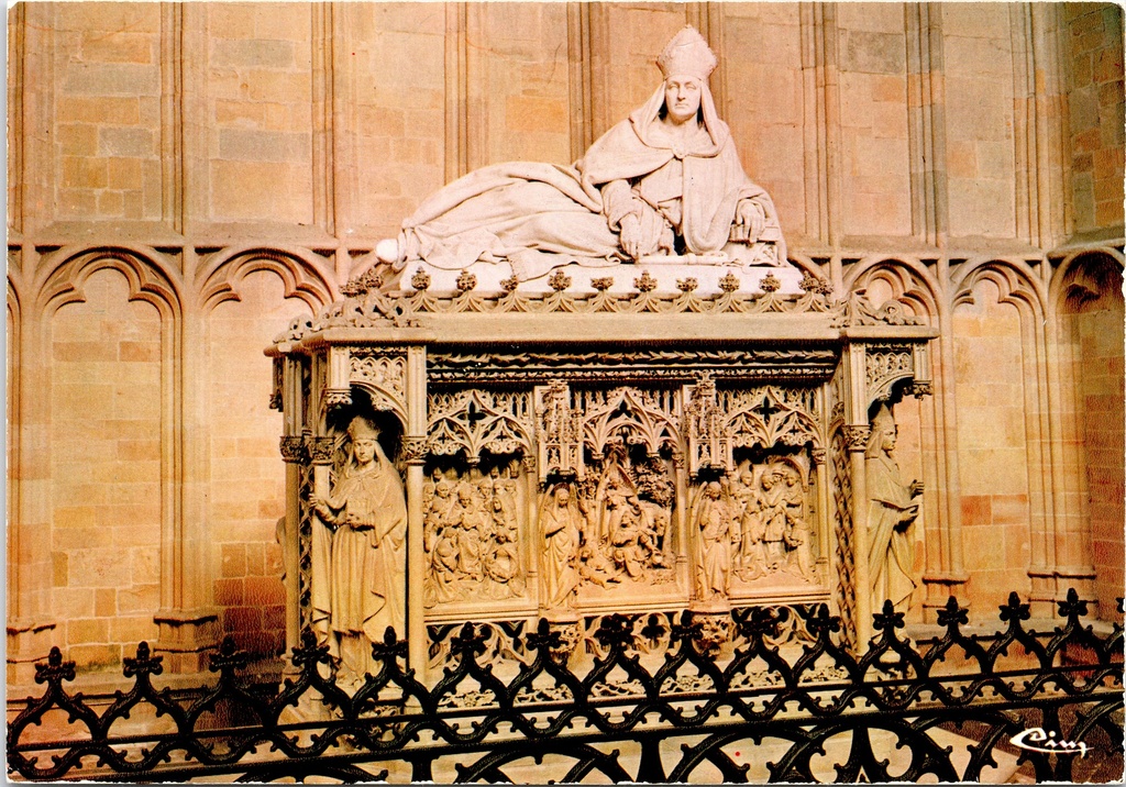 [saint-hubert1633] Saint-Hubert - "La Basilique - Crypte romane (XIe s.)" - Romaanse crypte met bisschopsgraf