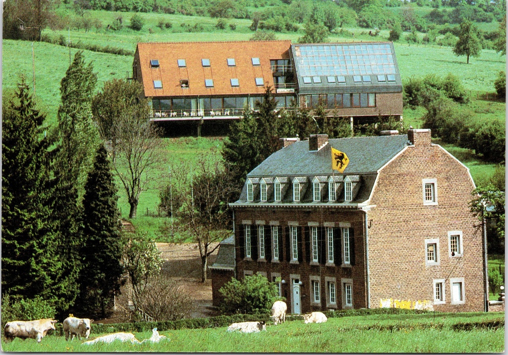 [A1707] Voeren - "Het Veltmanshuis" - Cultureel centrum van de Vlaamse Gemeenschap met jeugdherberg De Veurs