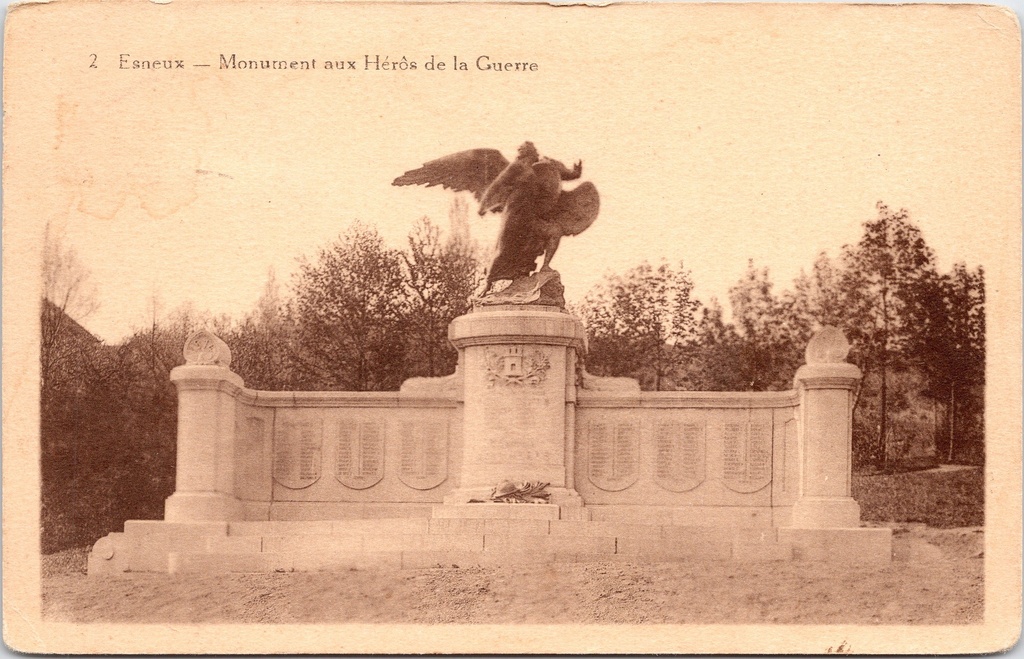 Esneux - "Monument aux Héros de la Guerre" - Oorlogsmonument met gevleugeld standbeeld