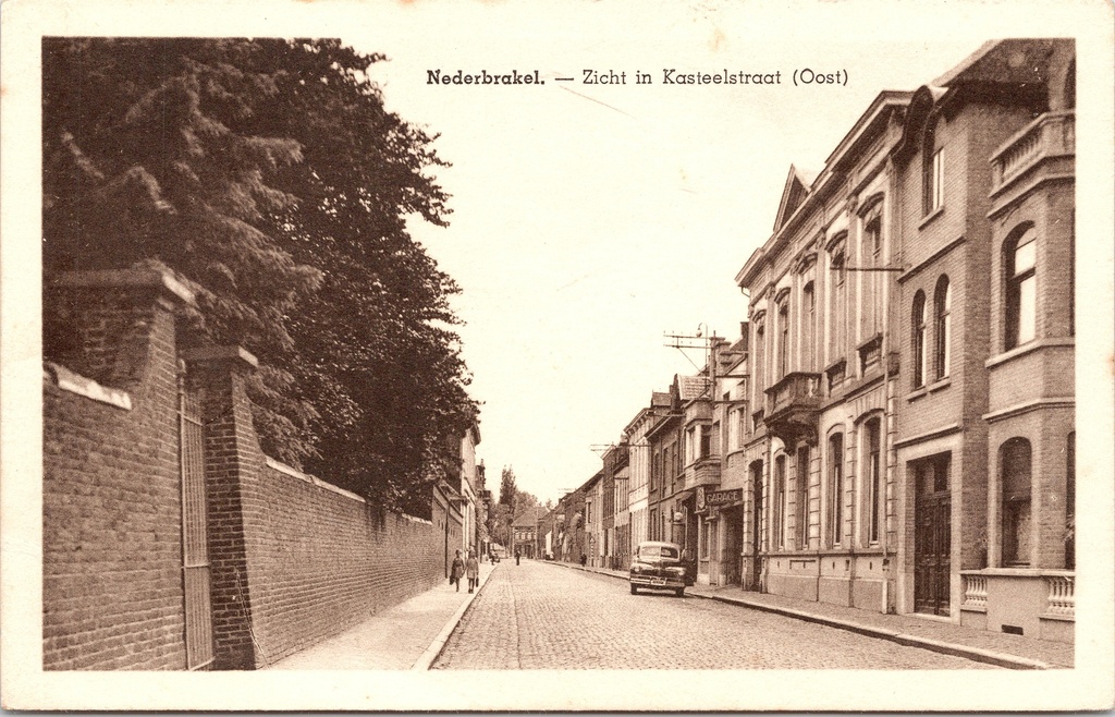 [Brakel1711] Brakel - "Zicht in Kasteelstraat (Oost)" - Gezicht op de Kasteelstraat richting oost in Nederbrakel