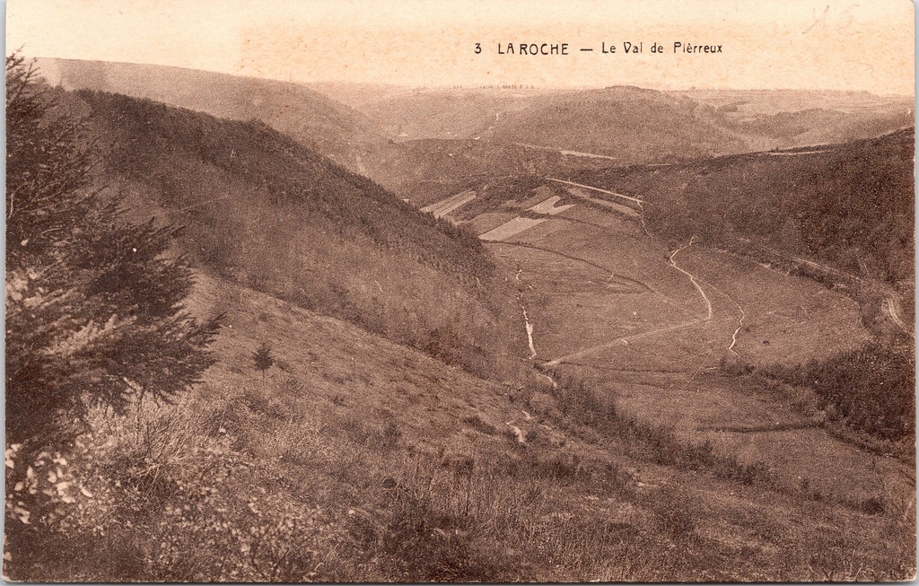 La Roche-en-Ardenne - "Le Val de Pierreux" - Panoramisch zicht op het dal van Pierreux