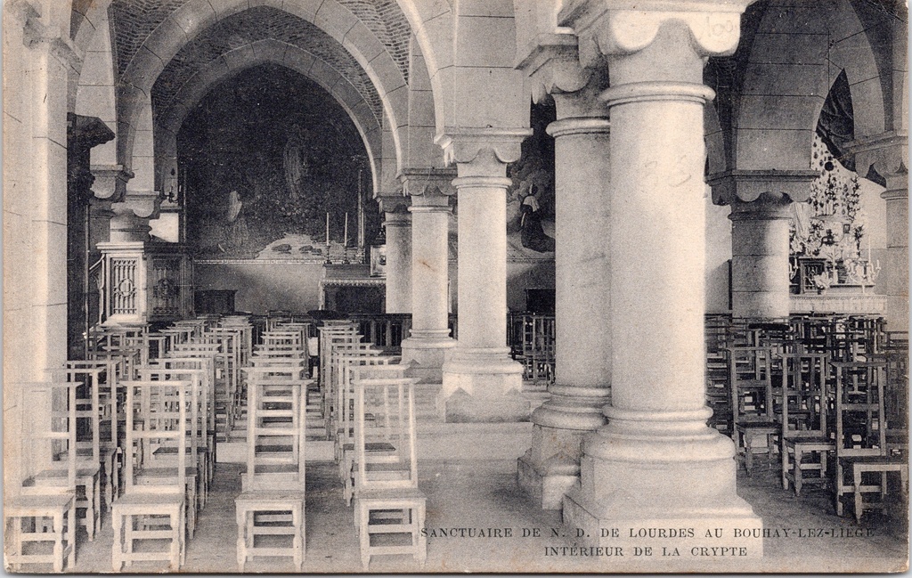 Luik - "Sanctuaire de N.D. de Lourdes au Bouhay-lez-Liège" - Interieur van de crypte