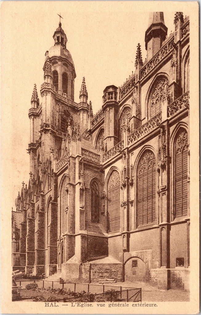 Halle - "L'Eglise, vue générale extérieure" - Sint-Martinusbasiliek algemeen exterieur