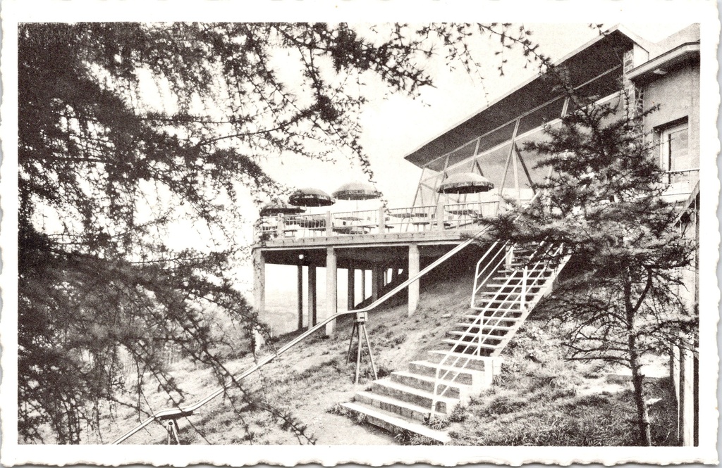 Heuvelland - "KOSMOS Kinderhome" - Kindertehuis op de Rode Berg in Westouter