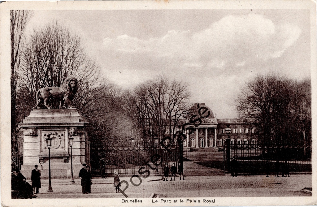 [Brussel0454] Brussel - "Le Parc et le Palais Royal" - Koninklijk Paleis en park met leeuwen aan de ingang