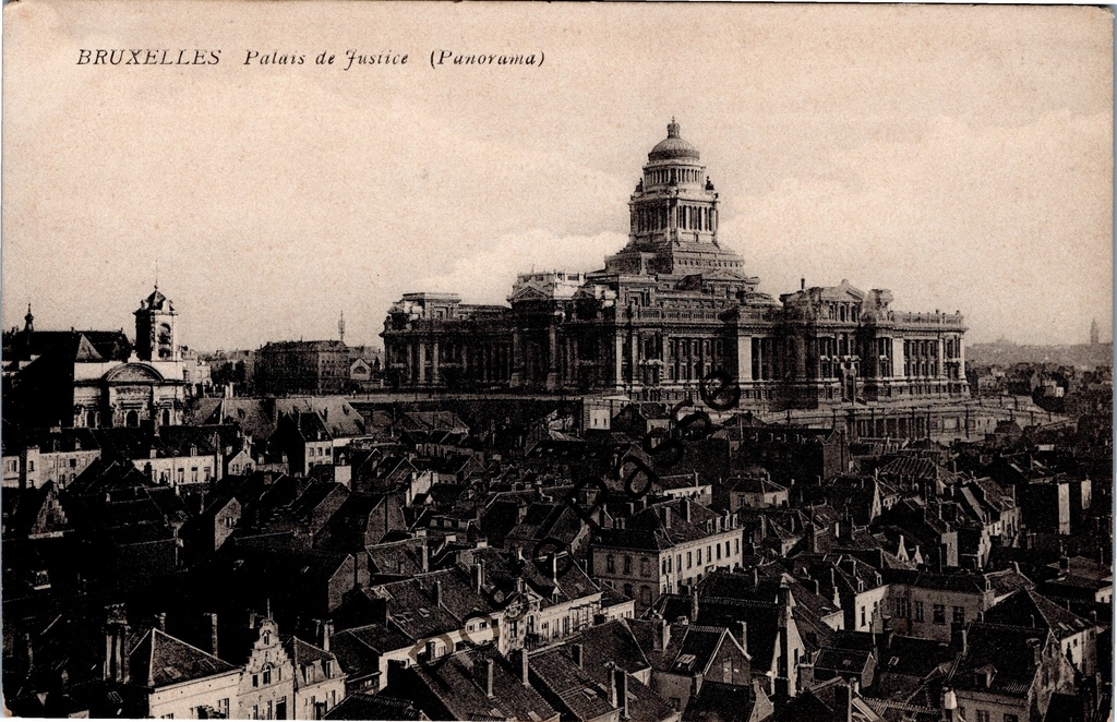 [Brussel0550] Brussel - "Palais de Justice" - Panoramisch zicht op het Justitiepaleis